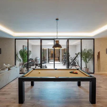 Shakira, Sierra Blanca, Villa Marbella