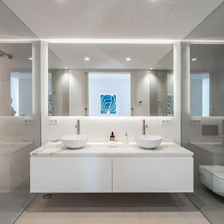 Villa Shakira, Sierra Blanca,