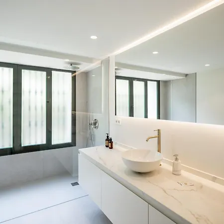 Shakira, Sierra Blanca, Marbella