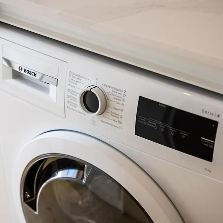 Shakira, Sierra Blanca, *