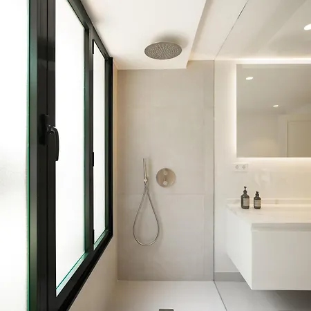 Shakira, Sierra Blanca,