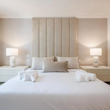 Shakira, Sierra Blanca, 빌라 마르베야