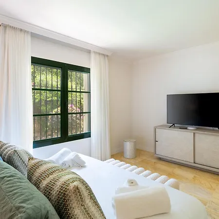 Shakira, Sierra Blanca,