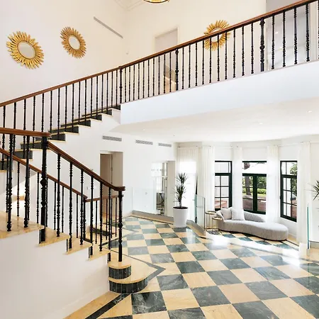 Shakira, Sierra Blanca, 빌라 마르베야