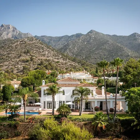 Shakira, Sierra Blanca, Willa Marbella