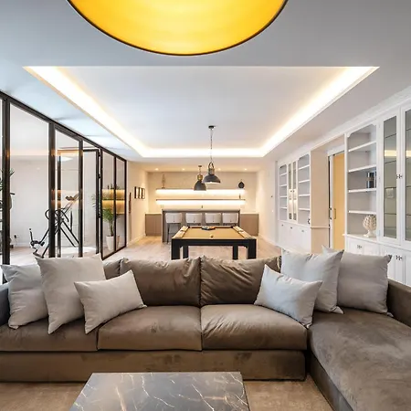 Shakira, Sierra Blanca, 빌라 마르베야