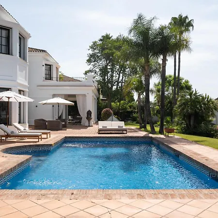 Shakira, Sierra Blanca, Villa Marbella