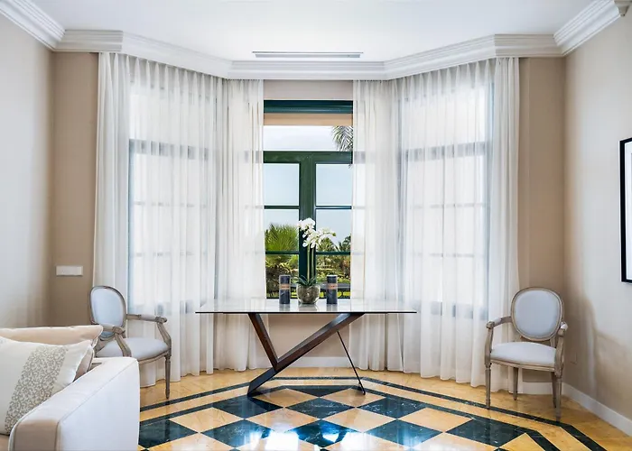 Shakira, Sierra Blanca, ヴィラ マルベーリャ