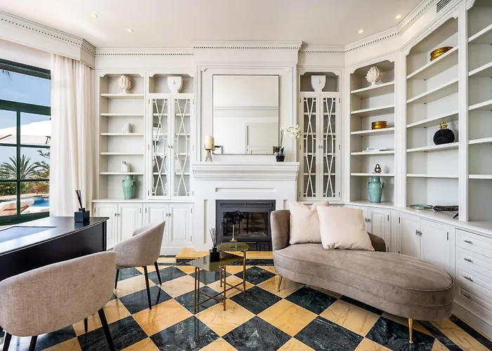 Shakira, Sierra Blanca, *