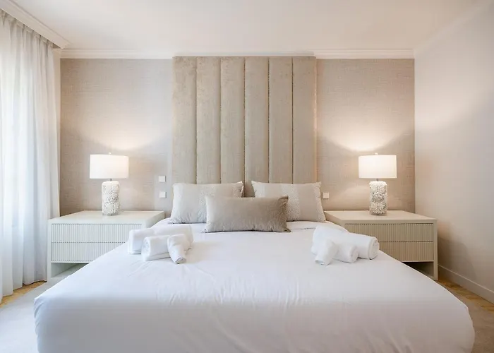 Shakira, Sierra Blanca, ヴィラ マルベーリャ