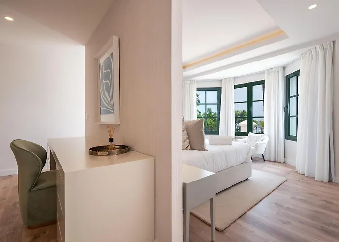 ヴィラ Shakira, Sierra Blanca, *