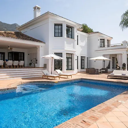 Shakira, Sierra Blanca, וילה